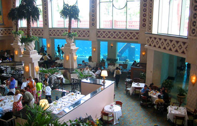 [ Lobby/restaurant/aquarium ]