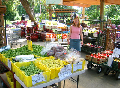 [ Fruit market outside Port Alberni ]