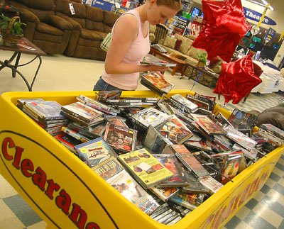 [ Super deals in the clearance bin ]