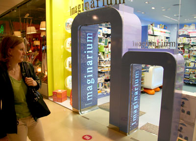 [ Big door, little door ]