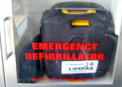 [ Emergency Defibrillator ]