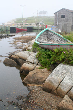 [ Old boat on the shore ]