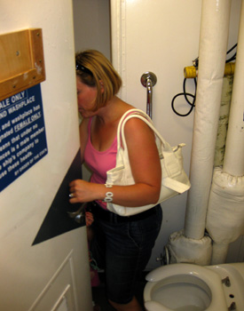 [ The women's washroom ]