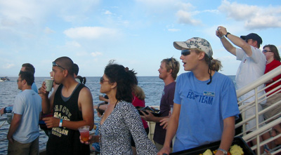 [ Excited tourists ]