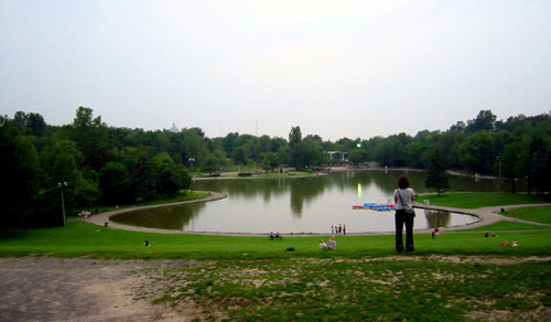 [ Starting up Mont Royal ]