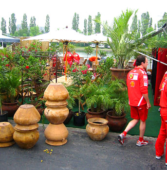 [

Hospitality area ]