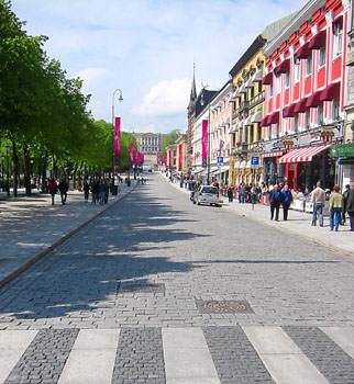 [ 
Main street ]
