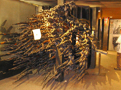 [ 
Resistance museum ]