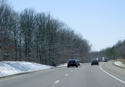 [ Snow beside the highway ]