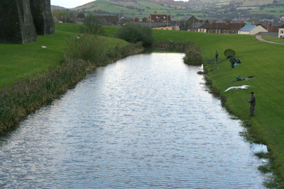 [ Fishing in the moat ]