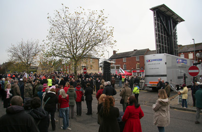 [ Brawn GP celebration in Brackley ]