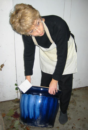 [ Paula's pot ]